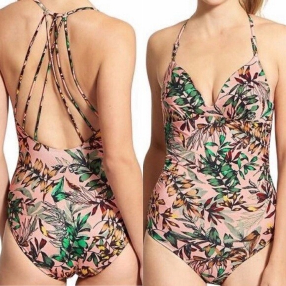 Athleta Aqualuxe Floral Peach Ruched Molded Cup Onepiece Swimsuit Medium